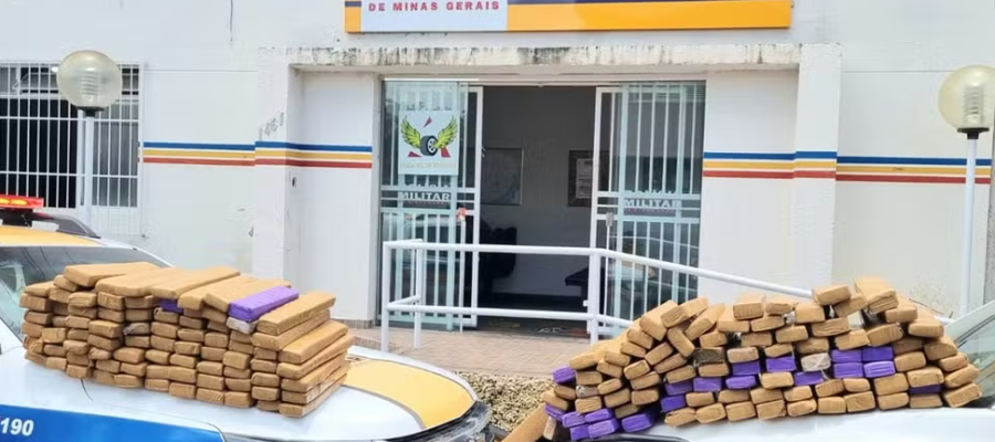 Homem é preso em Alpinópolis com 172 barras de maconha durante operação policial