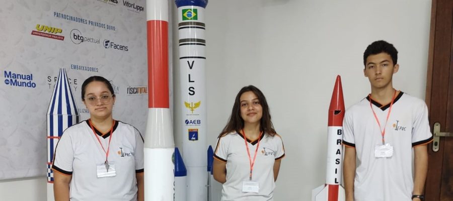 Alunos de Alpinópolis conquistam medalha de prata em Jornada de Foguetes no Rio de Janeiro