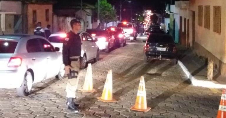 PM de Alpinópolis intensifica policiamento durante Expoal