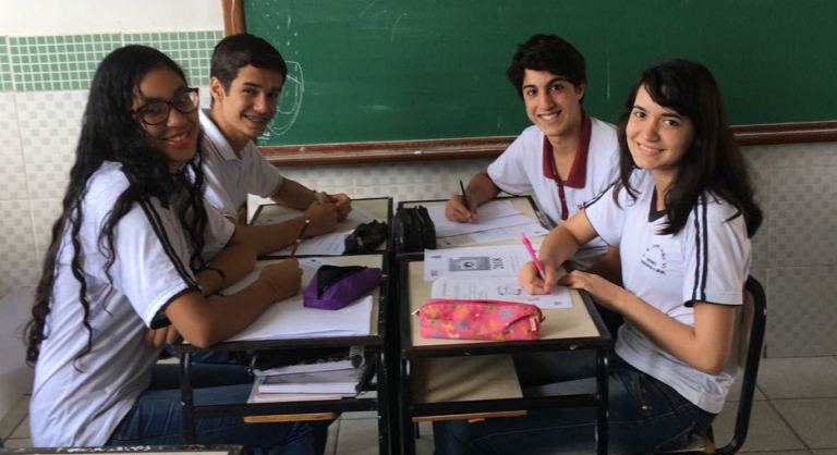 Escola de Alpinópolis é selecionada para participar de Olimpíada de Matemática na Ásia