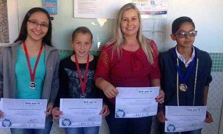 Escola de Alpinópolis se destaca em Olimpíada Internacional de Matemática
