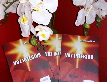“Voz Interior” da escritora Conceição Lima recebe apreciação do Doutor Dimas Ferreira Lopes