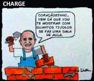 Ex-prefeito Batatinha é condenado por desviar tijolos de obra em escola