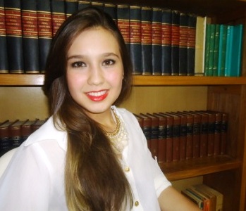 Garota da Folha – Nicolle Vaz